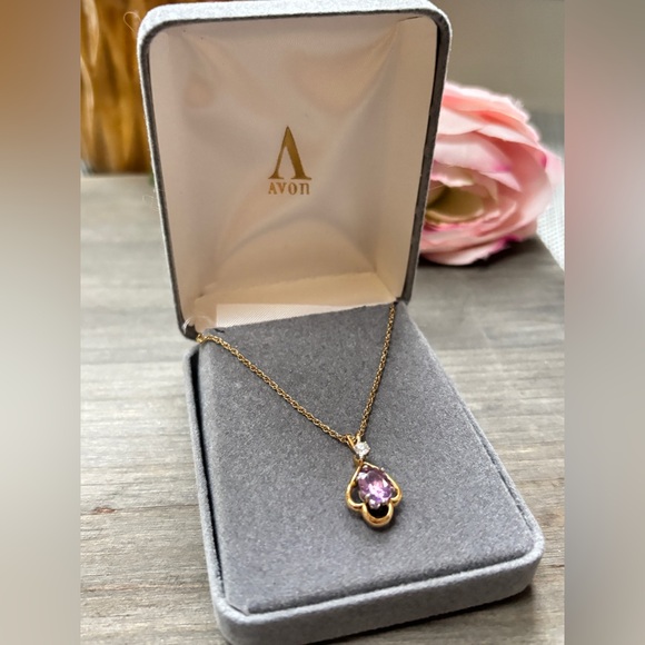 Avon Amethyst Pendant Necklace 14K GP Original Box Included - Picture 1 of 7